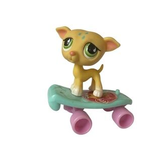 Littlest Pet Shop LPS # 875 Yellow Teardrop Greyhound with Skateboard